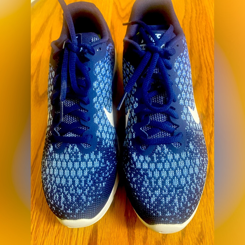 Women’s rubber shoes